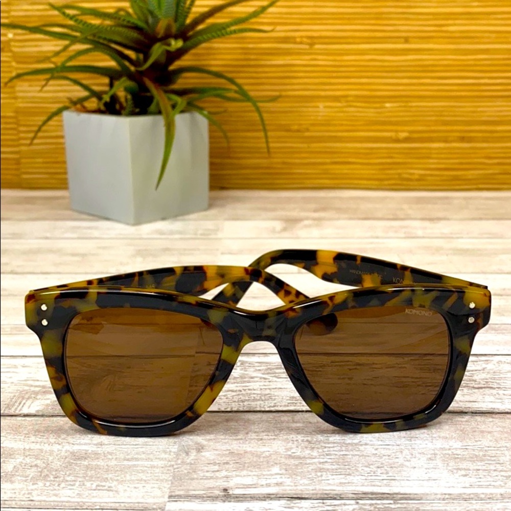 New Men’s KOMONO Brown Tan tortoise Sunglasses rectangular - Picture 12 of 15